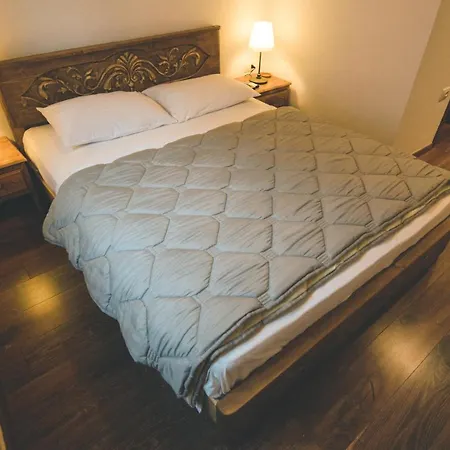 Hotel 4 Gjirokastër