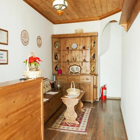 4 Hotel Gjirokastër