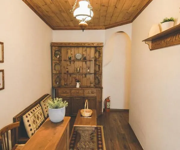 4 Gjirokastër